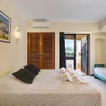 Апартаменты Belavista House