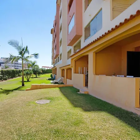 Belavista House *